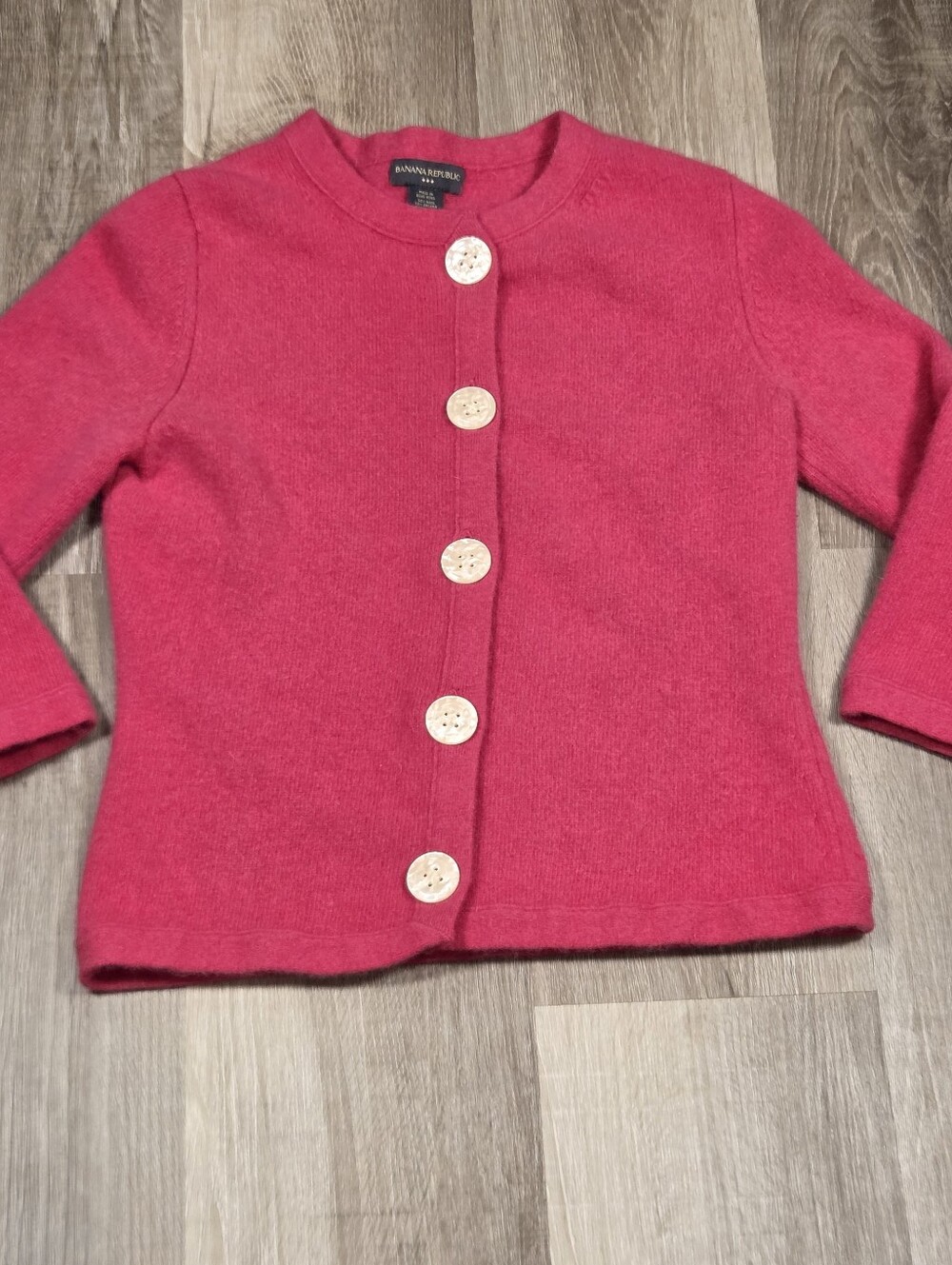 Vtg Banana Republic Pink Angora Rabbit Wool Pearl Button Cardigan Sweater Medium